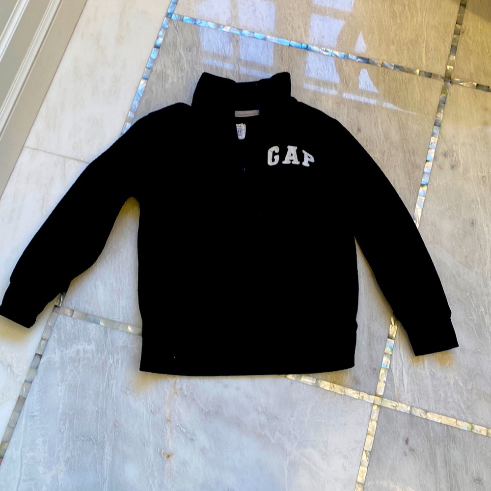 GAP black fleece pullover